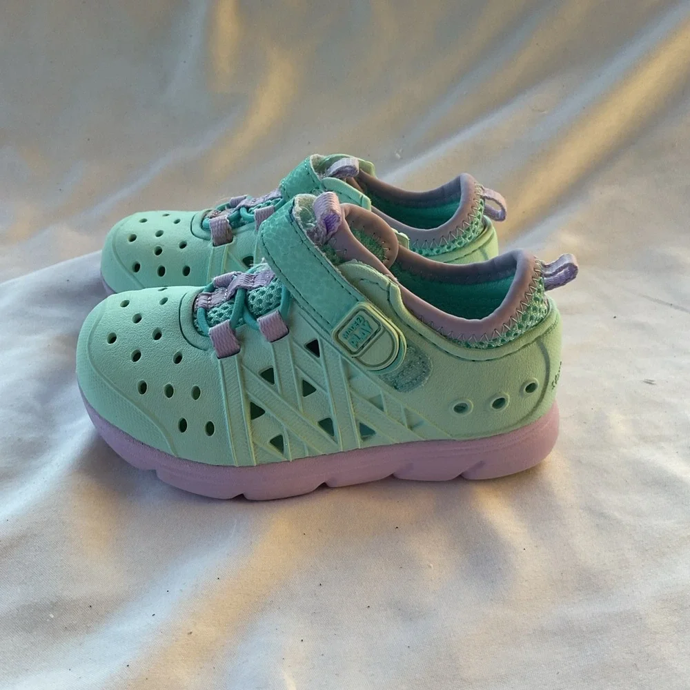 STRIDE RITE Made‎ 2 Play Phibian Sneaker Sandal Water Shoe Teal Purple Size 6